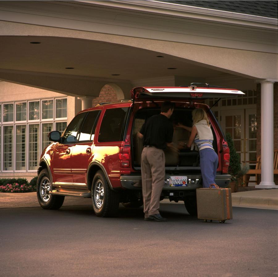  Ford Expedition 1999 года  (фото 38 из 59)